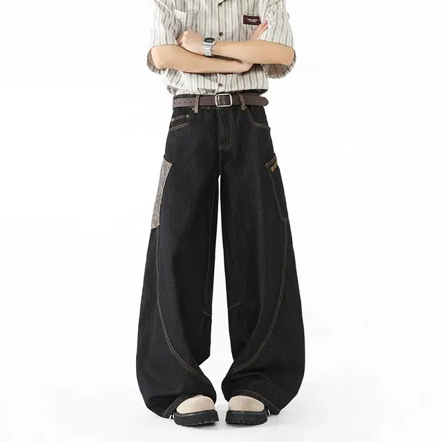 M JEANS STUDIOS 7