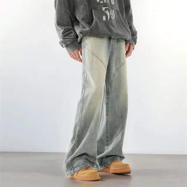 M JEANS STUDIOS 7