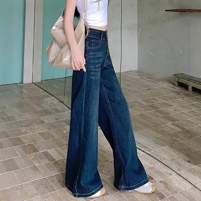 M JEANS STUDIOS 7 CleanFit
