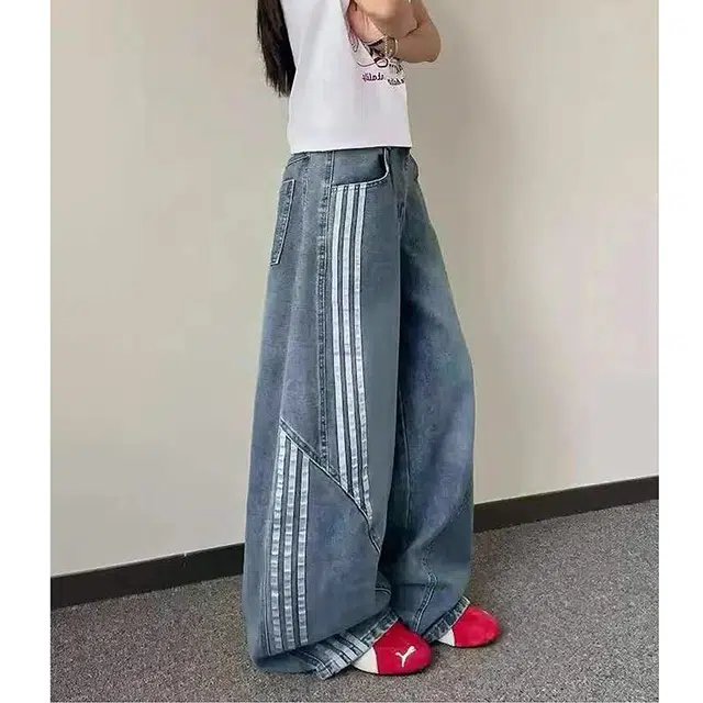 M JEANS STUDIOS 7 ins