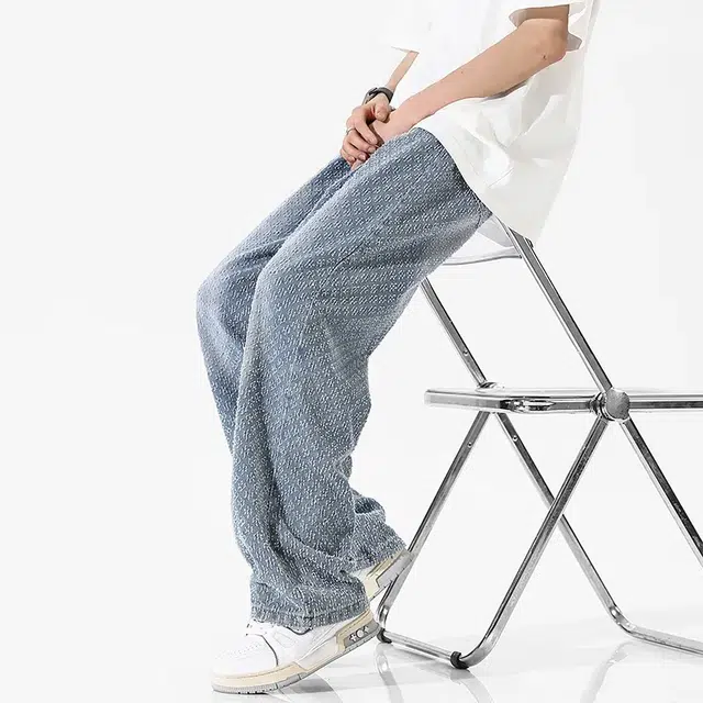 M JEANS STUDIOS 7