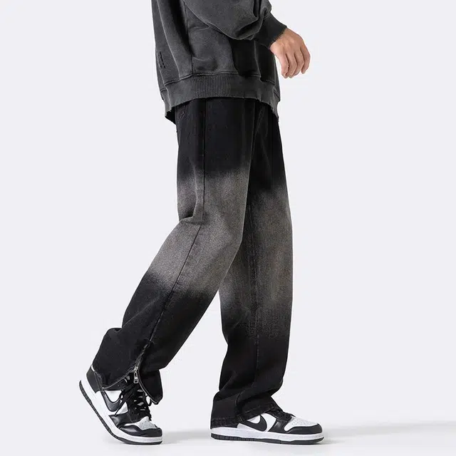 M JEANS STUDIOS 7