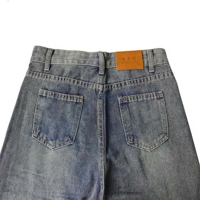 M JEANS STUDIOS 7