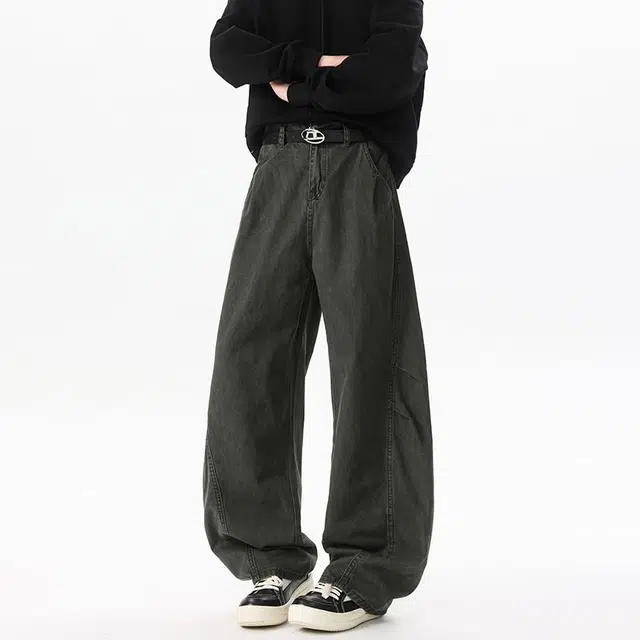 M JEANS STUDIOS 7