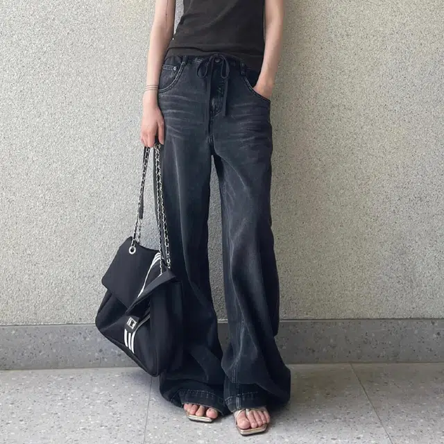 M JEANS STUDIOS 7 CleanFit