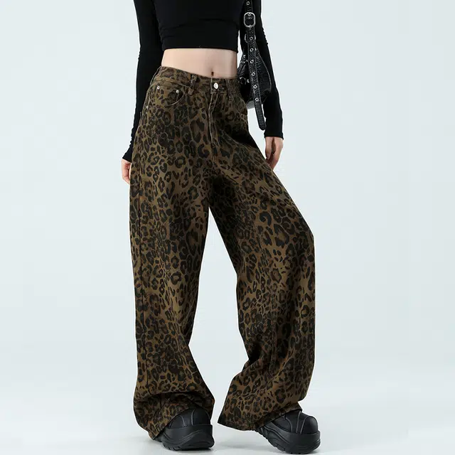 M JEANS STUDIOS 7 CleanFit