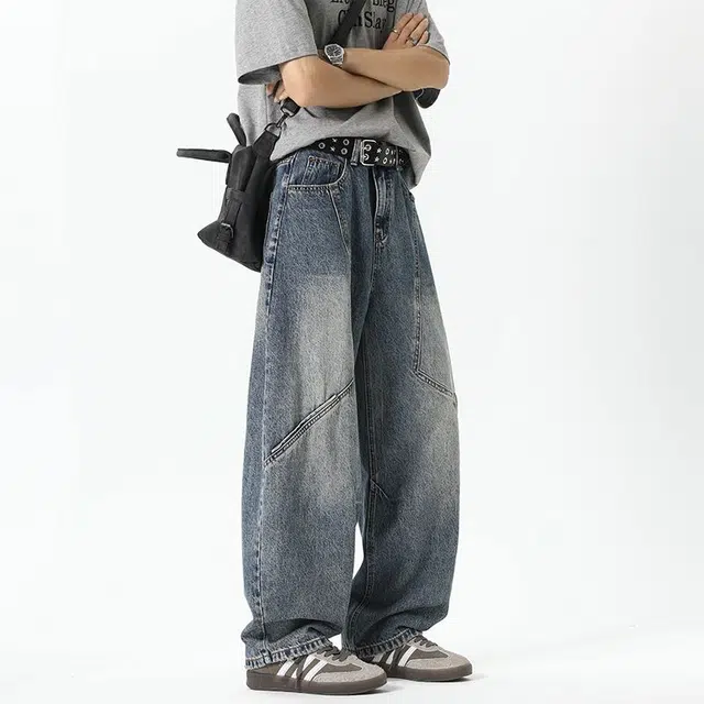 M JEANS STUDIOS 7