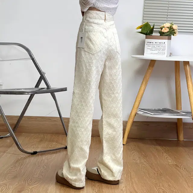 M JEANS STUDIOS 7 CleanFit