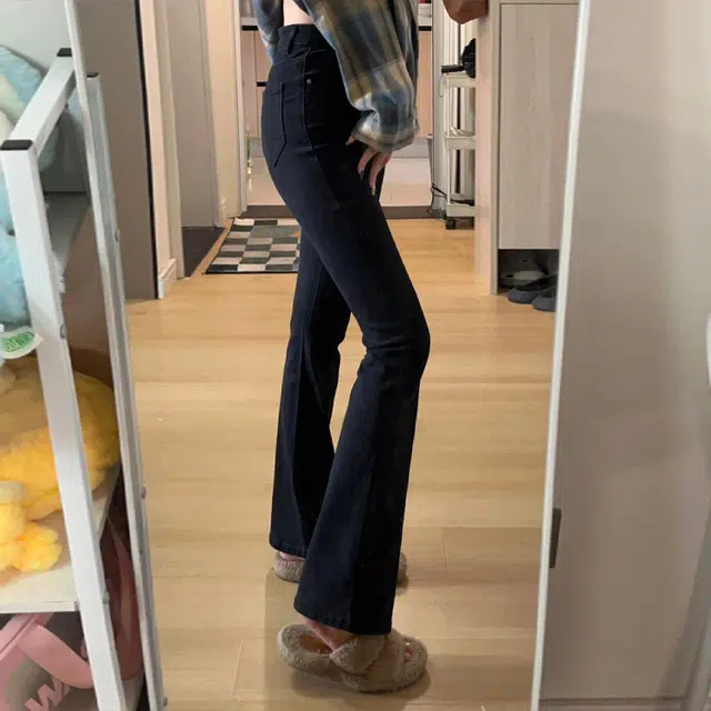 M JEANS STUDIOS 7 CleanFit