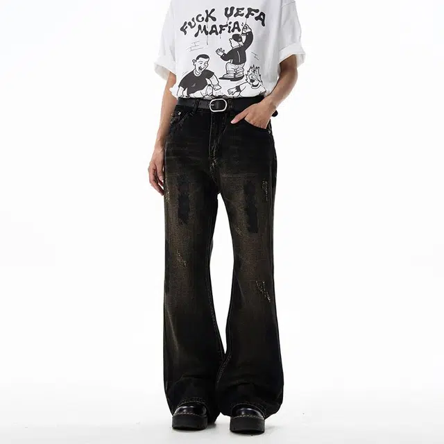 M JEANS STUDIOS 7