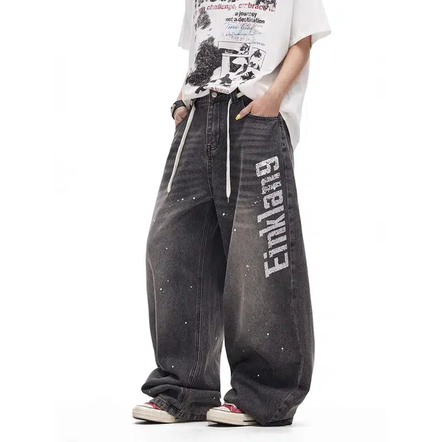 M JEANS STUDIOS 7