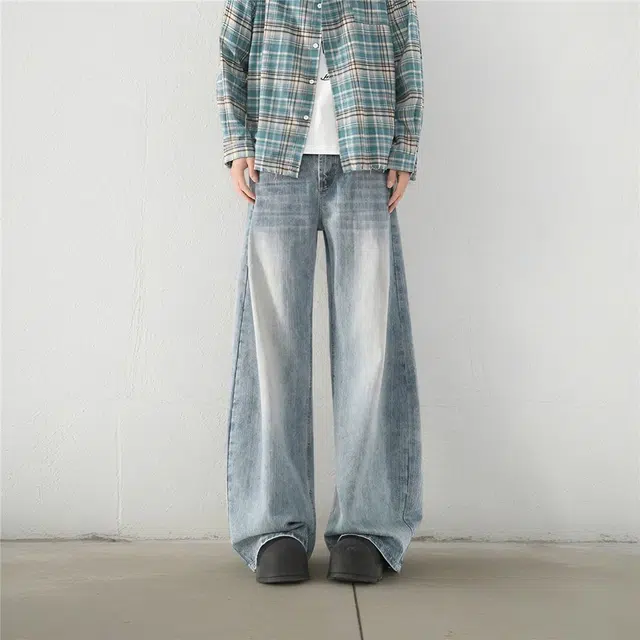 M JEANS STUDIOS 7 inscleanfit