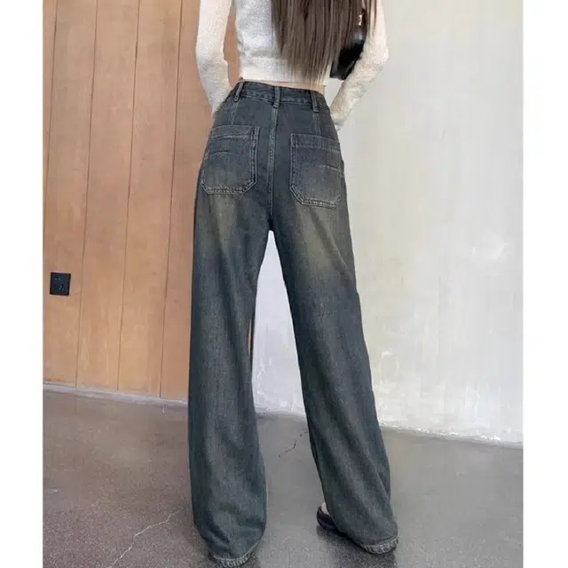 M JEANS STUDIOS 7 2025bf