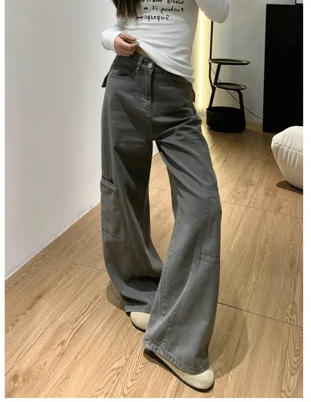 M JEANS STUDIOS 7 2025