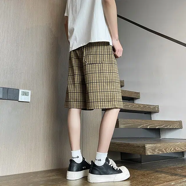 M JEANS STUDIOS 7 cleanfitins