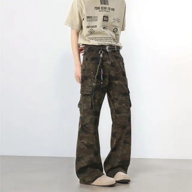 M JEANS STUDIOS 7