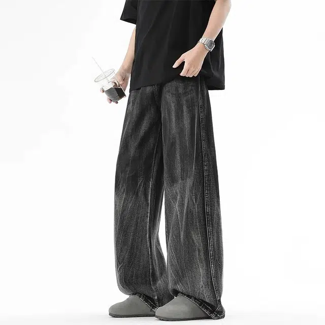 M JEANS STUDIOS 7