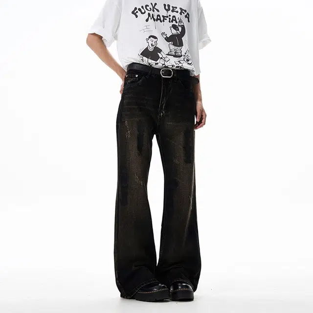 M JEANS STUDIOS 7