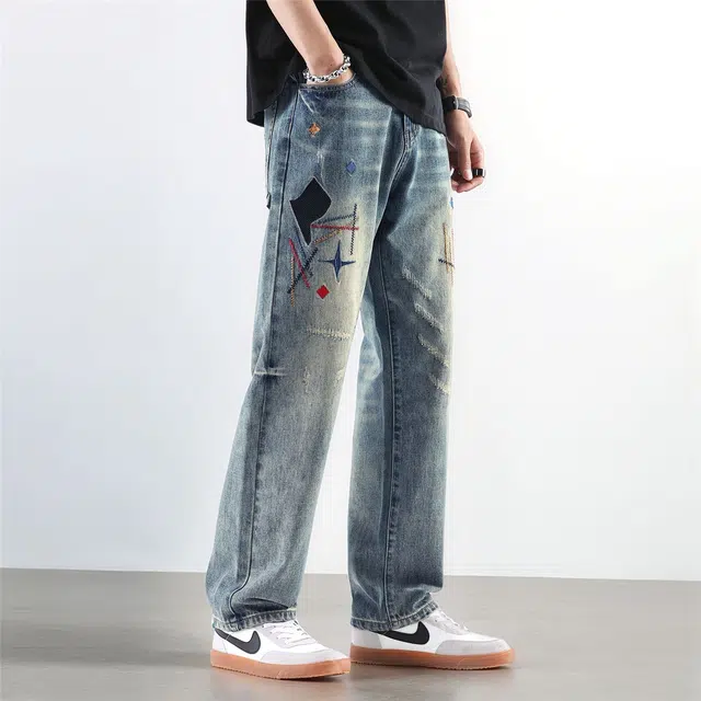M JEANS STUDIOS 7