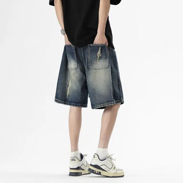 M JEANS STUDIOS 7