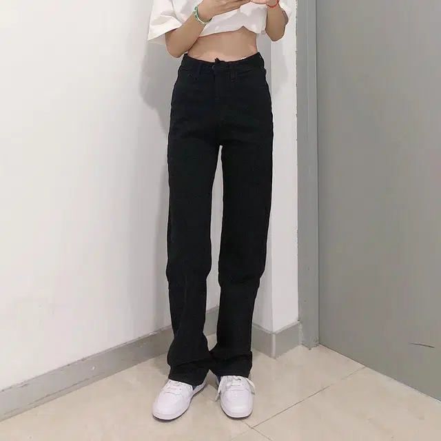 M JEANS STUDIOS 7 CleanFit