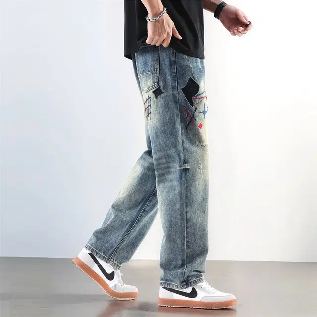 M JEANS STUDIOS 7