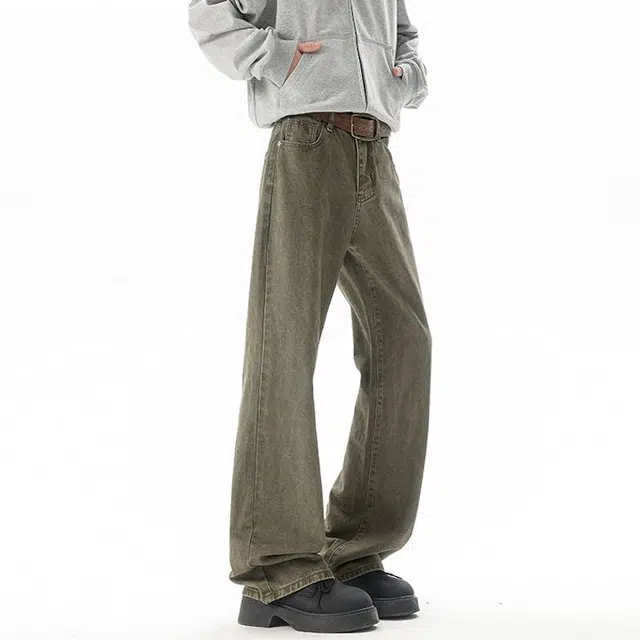 M JEANS STUDIOS 7