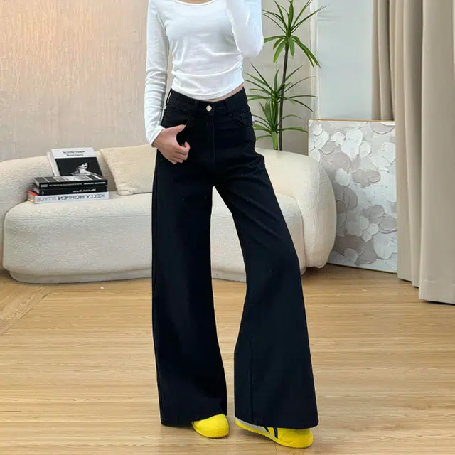 M JEANS STUDIOS 7 CleanFit