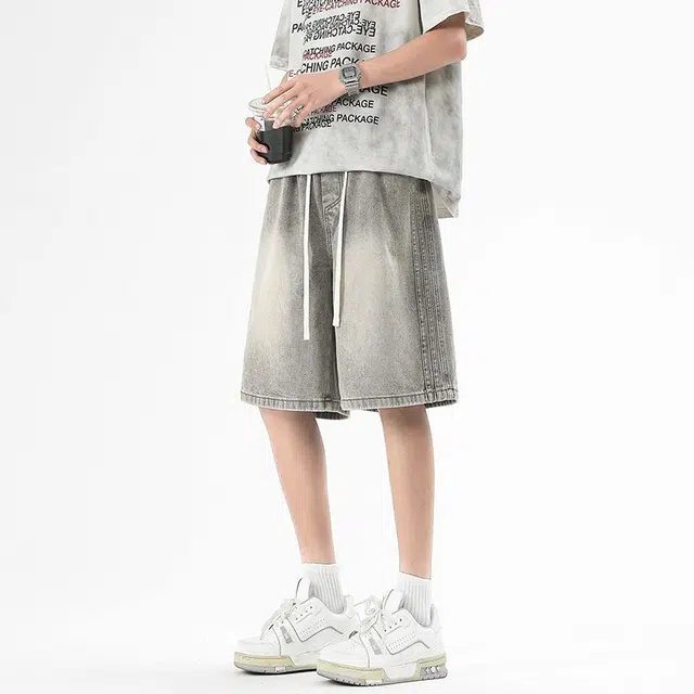 M JEANS STUDIOS 7