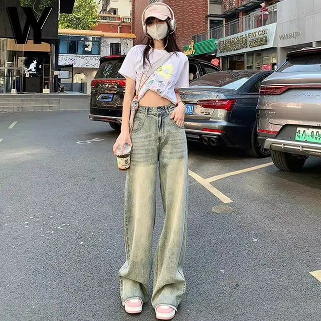 M JEANS STUDIOS 7 2025