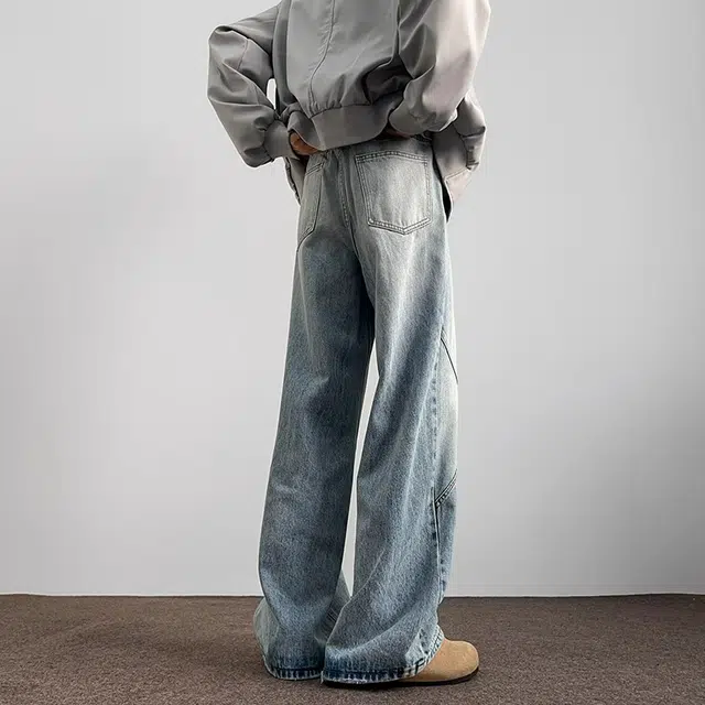 M JEANS STUDIOS 7