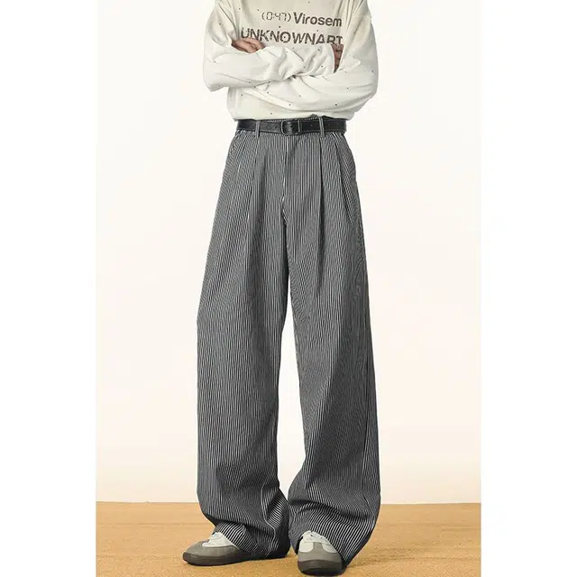 M JEANS STUDIOS 7 ins