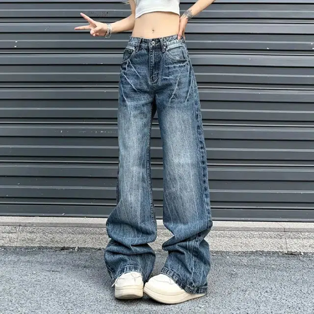M JEANS STUDIOS 7 CleanFit