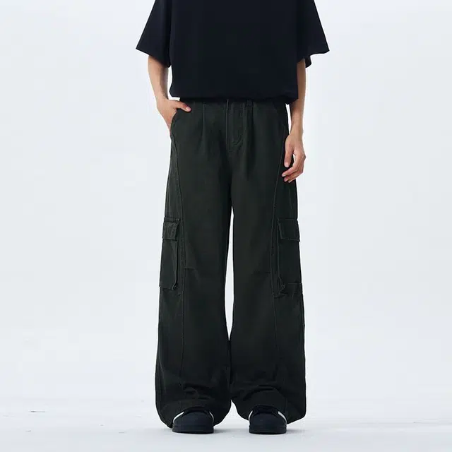 M JEANS STUDIOS 7