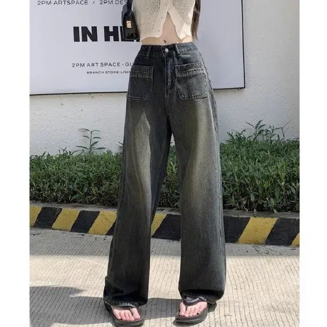 M JEANS STUDIOS 7 2025bf