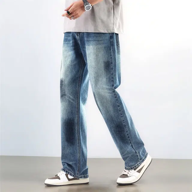 M JEANS STUDIOS 7