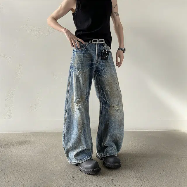 M JEANS STUDIOS 7 vibe