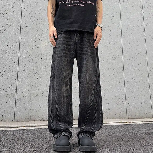 M JEANS STUDIOS 7 vibe