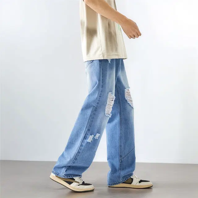 M JEANS STUDIOS 7 vibe