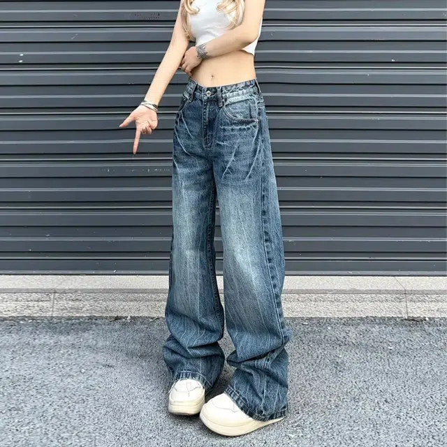 M JEANS STUDIOS 7 CleanFit