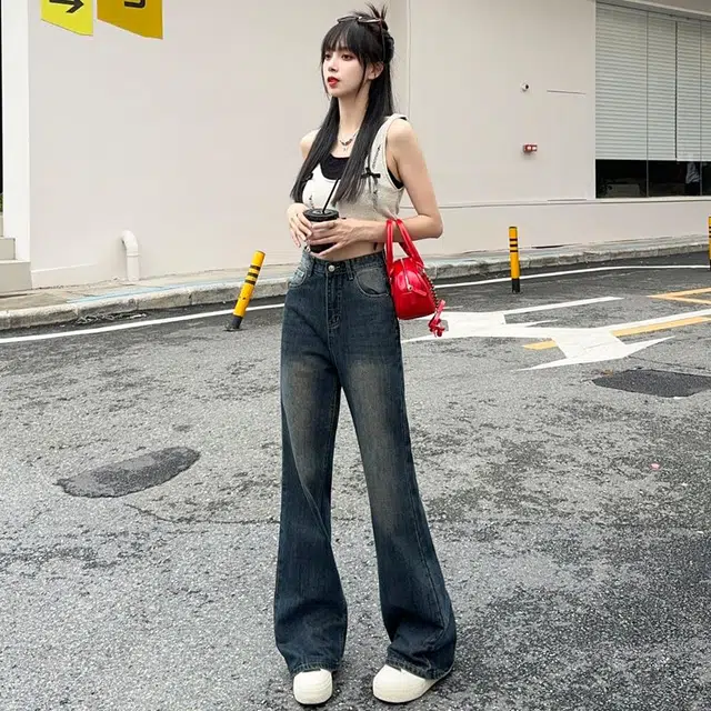 M JEANS STUDIOS 7 2025cleanfit