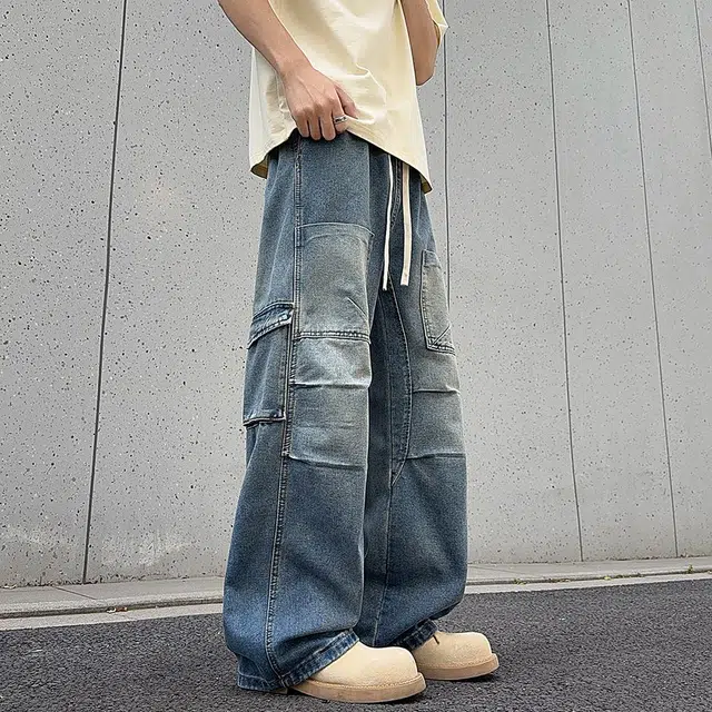 M JEANS STUDIOS 7