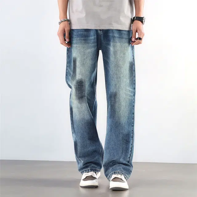 M JEANS STUDIOS 7