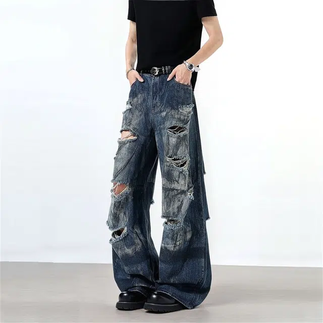 M JEANS STUDIOS 7 vibe