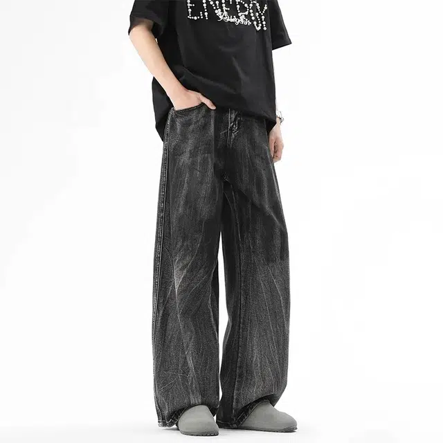 M JEANS STUDIOS 7