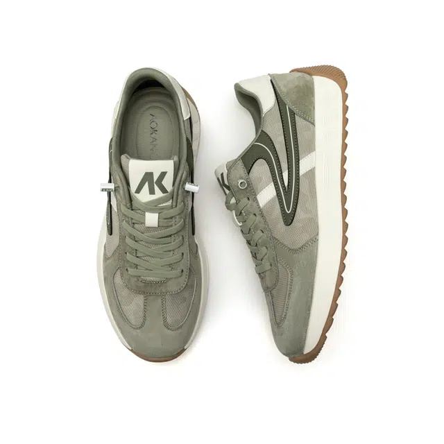 Aokang Retro Sport Low Sneakers