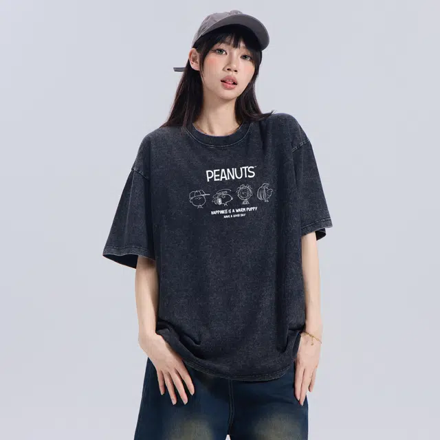 SNOOPY LogoT