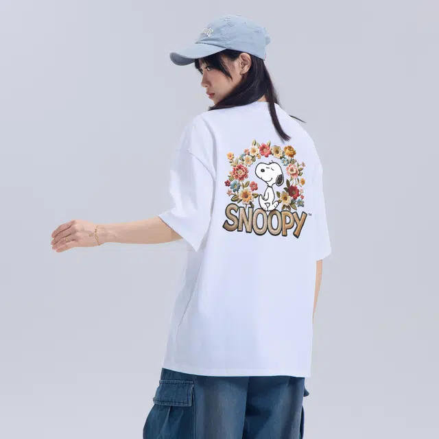 SNOOPY LogoT