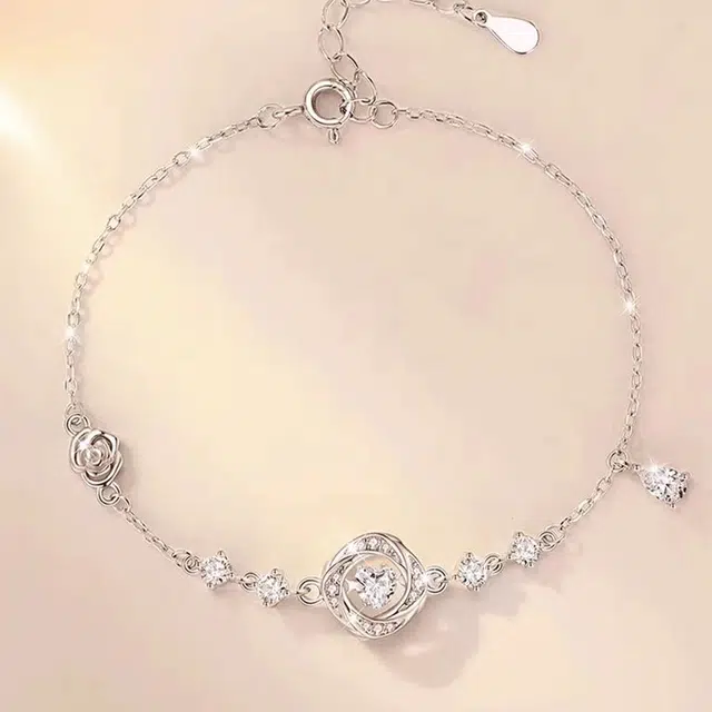 925