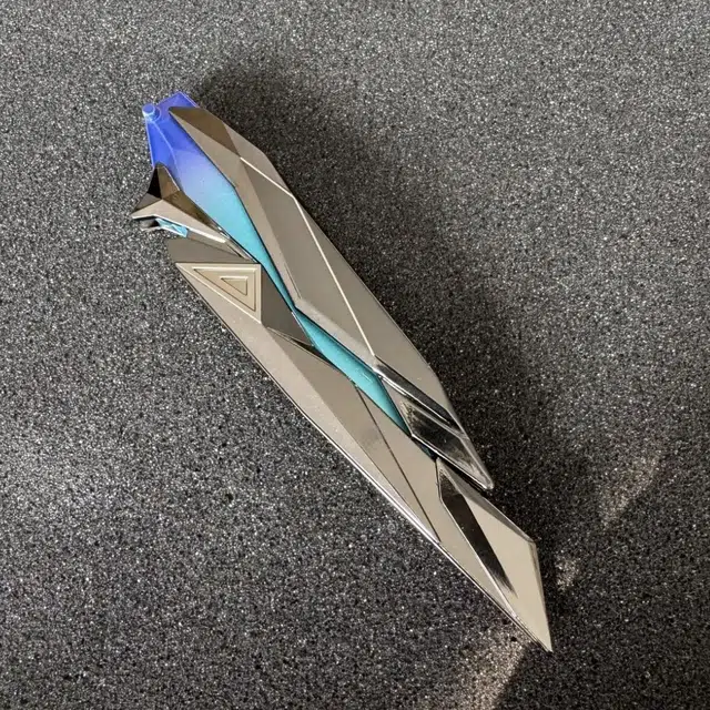幽幽谷娜娜 瓦罗兰特蝴蝶甩刀 成品模型 成品模型